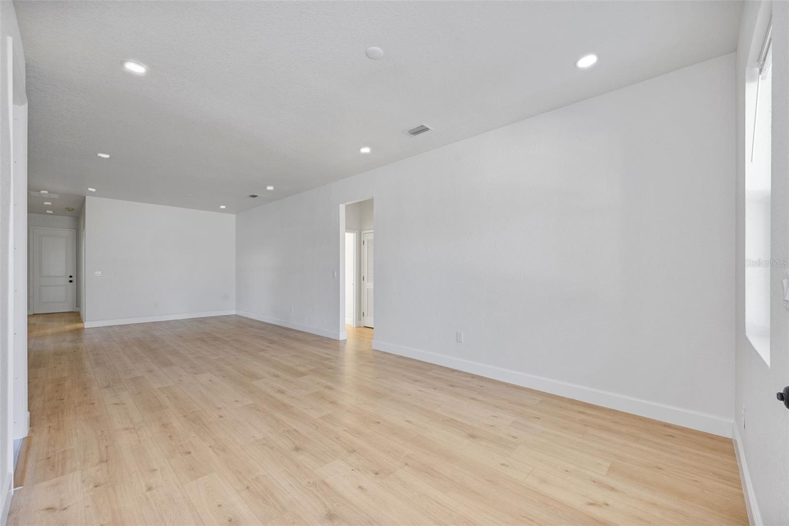 HENDRY & KNIGHTS ADD TO - Residential