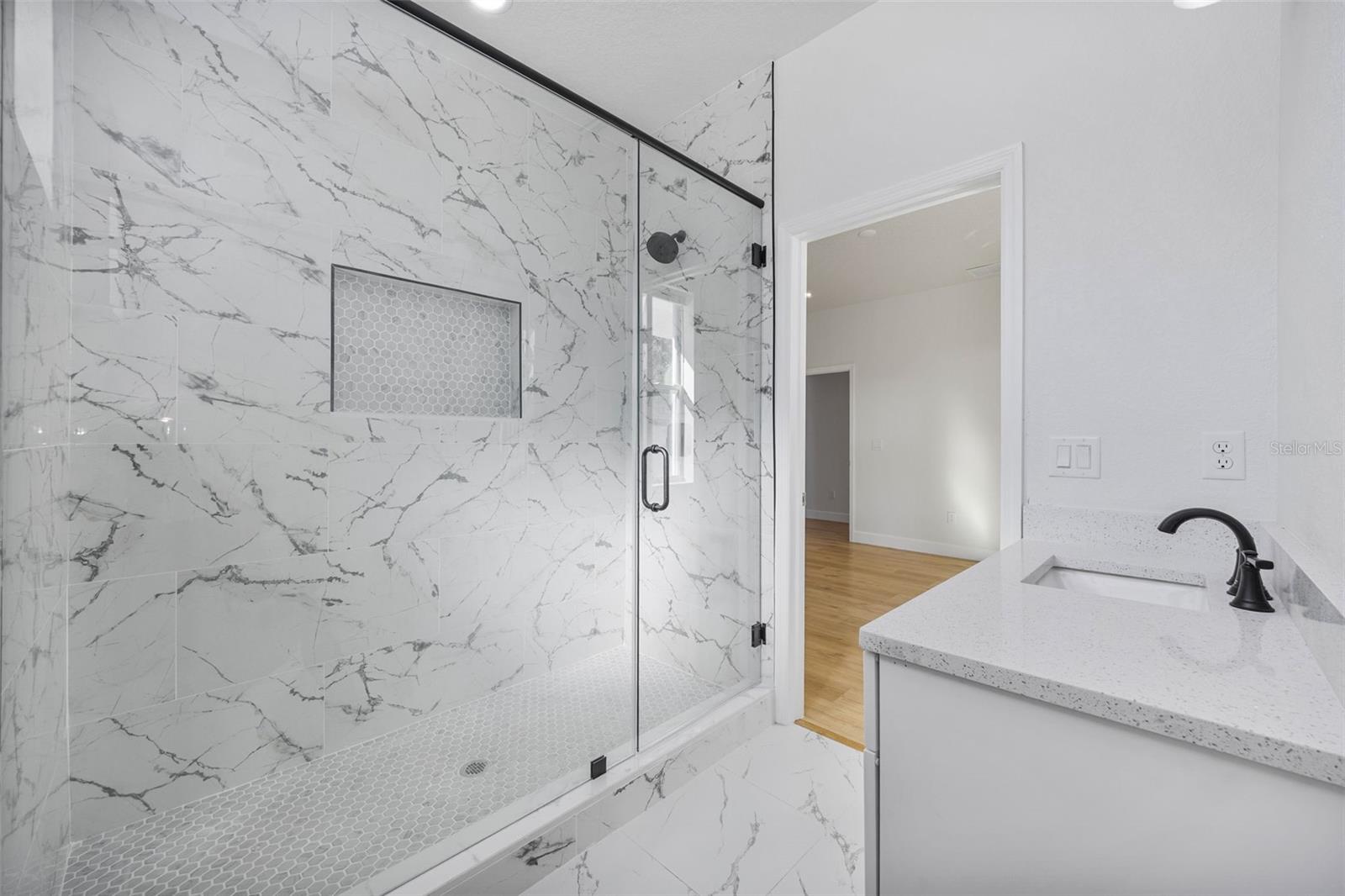 HENDRY & KNIGHTS ADD TO - Residential