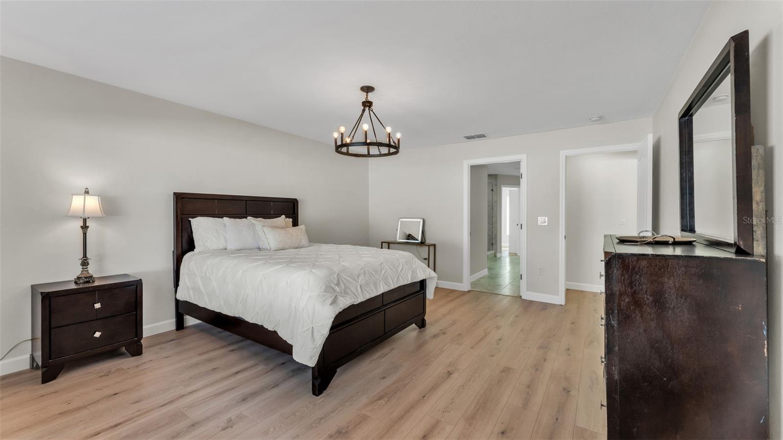 HIGHLANDS CREEK - Residential