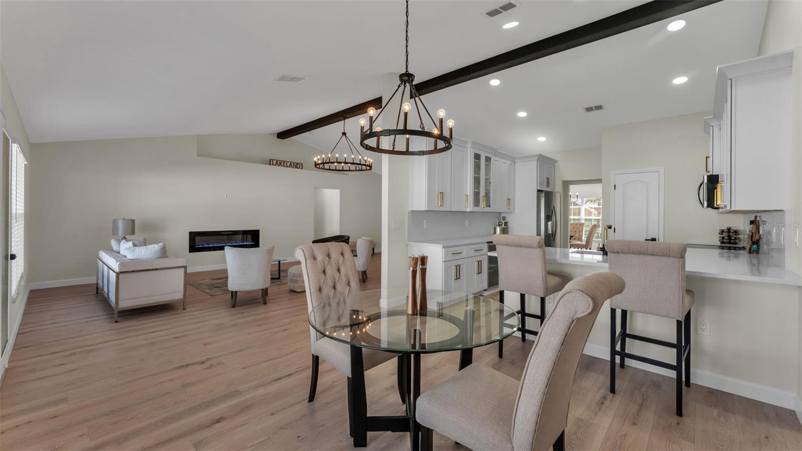 HIGHLANDS CREEK - Residential