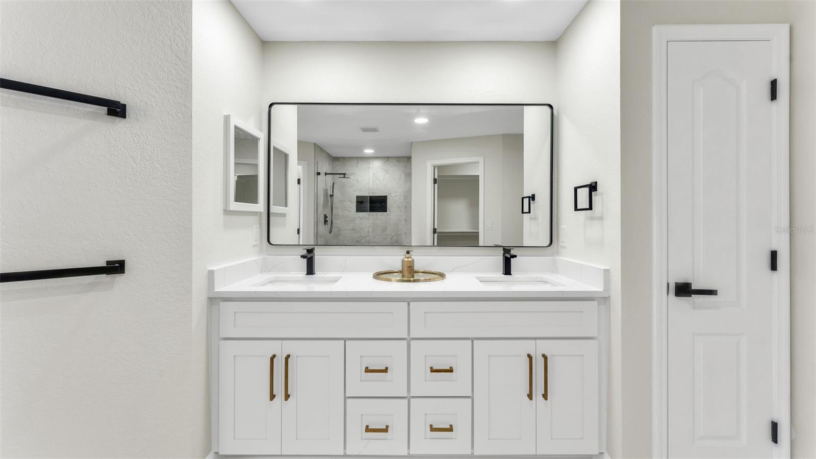 HIGHLANDS CREEK - Residential