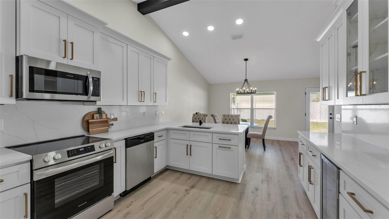 HIGHLANDS CREEK - Residential