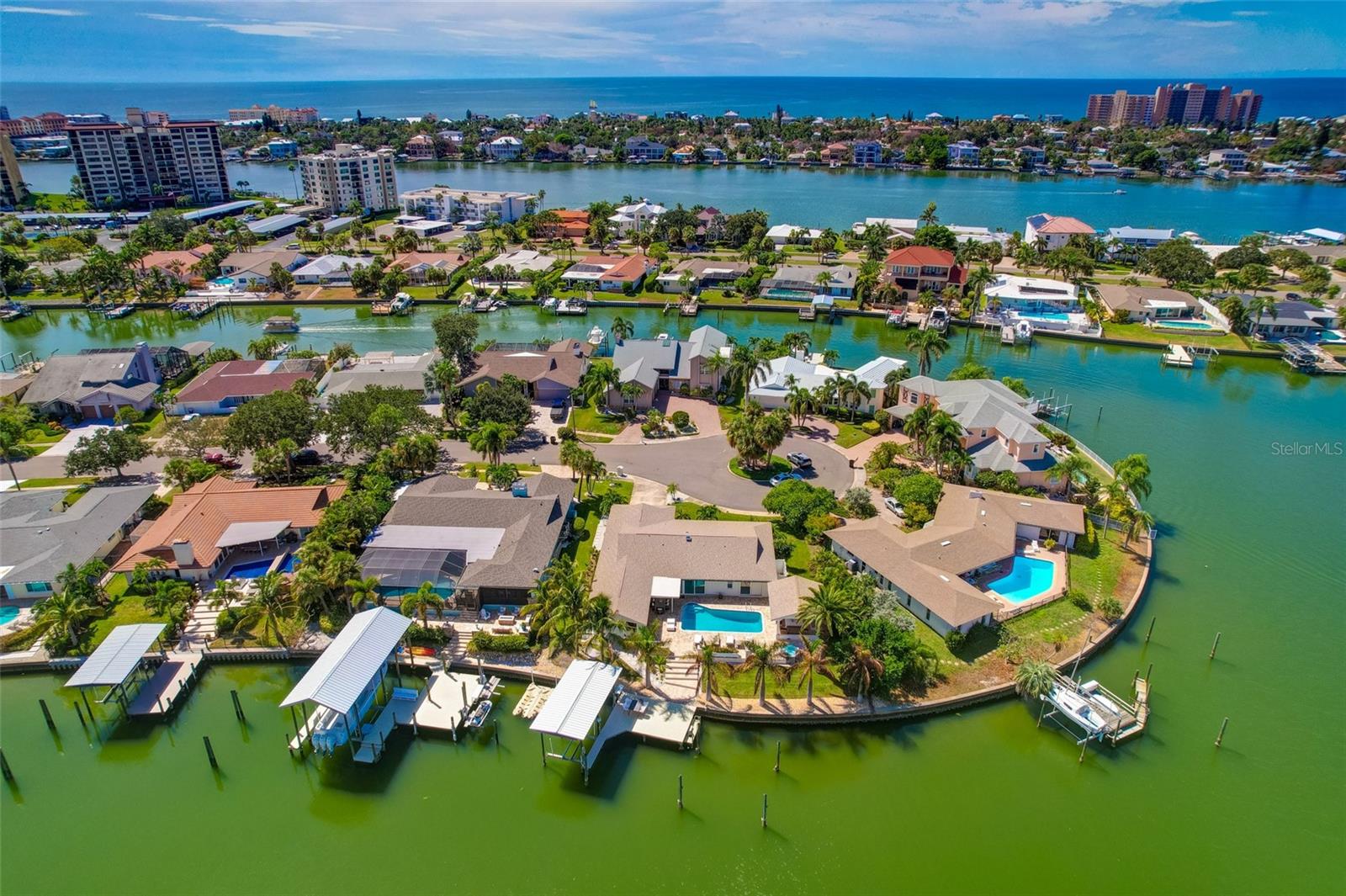 ISLAND ESTATES OF CLEARWATER UNIT 7B - Residential Lease