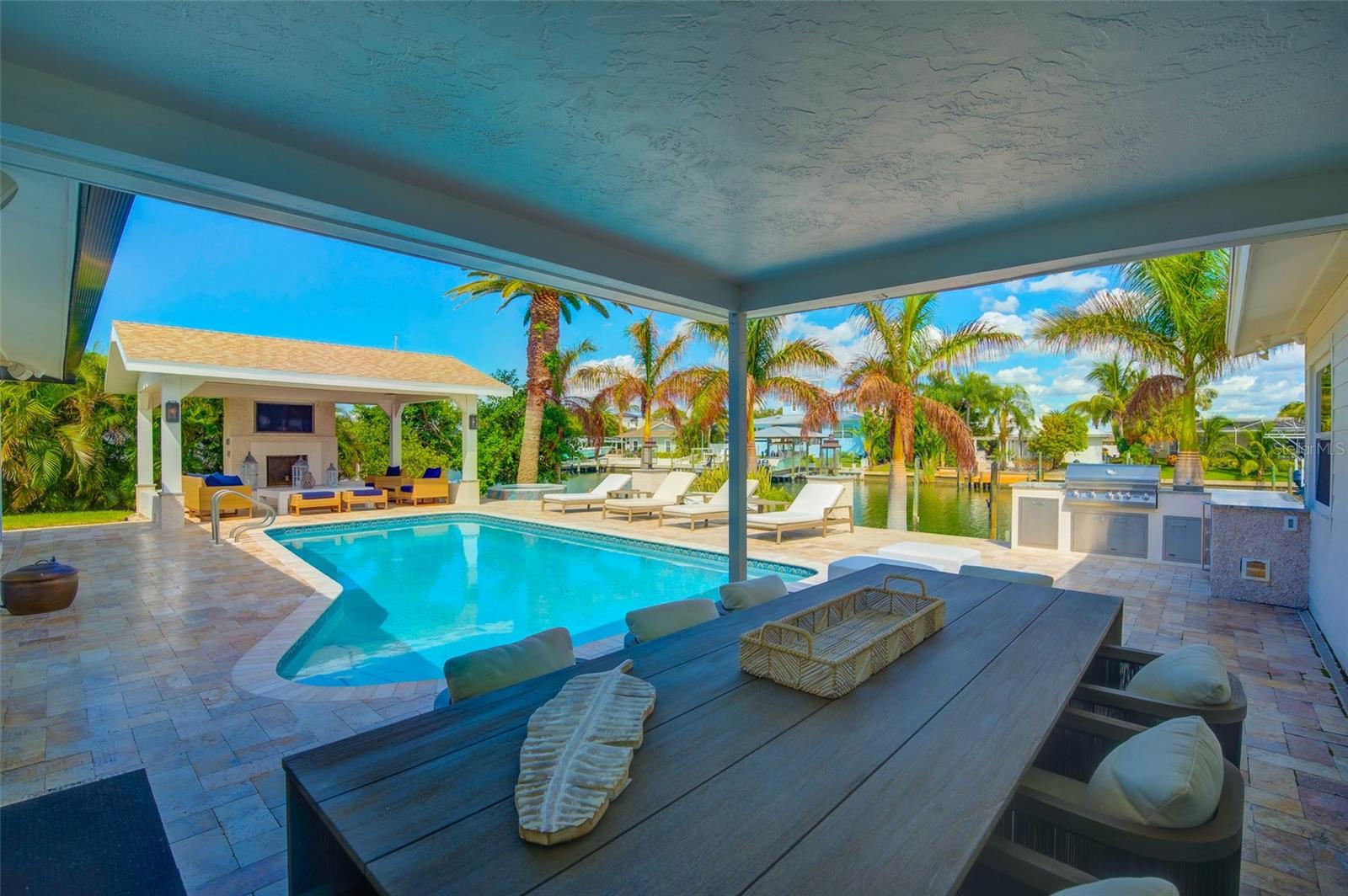 ISLAND ESTATES OF CLEARWATER UNIT 7B - Residential Lease