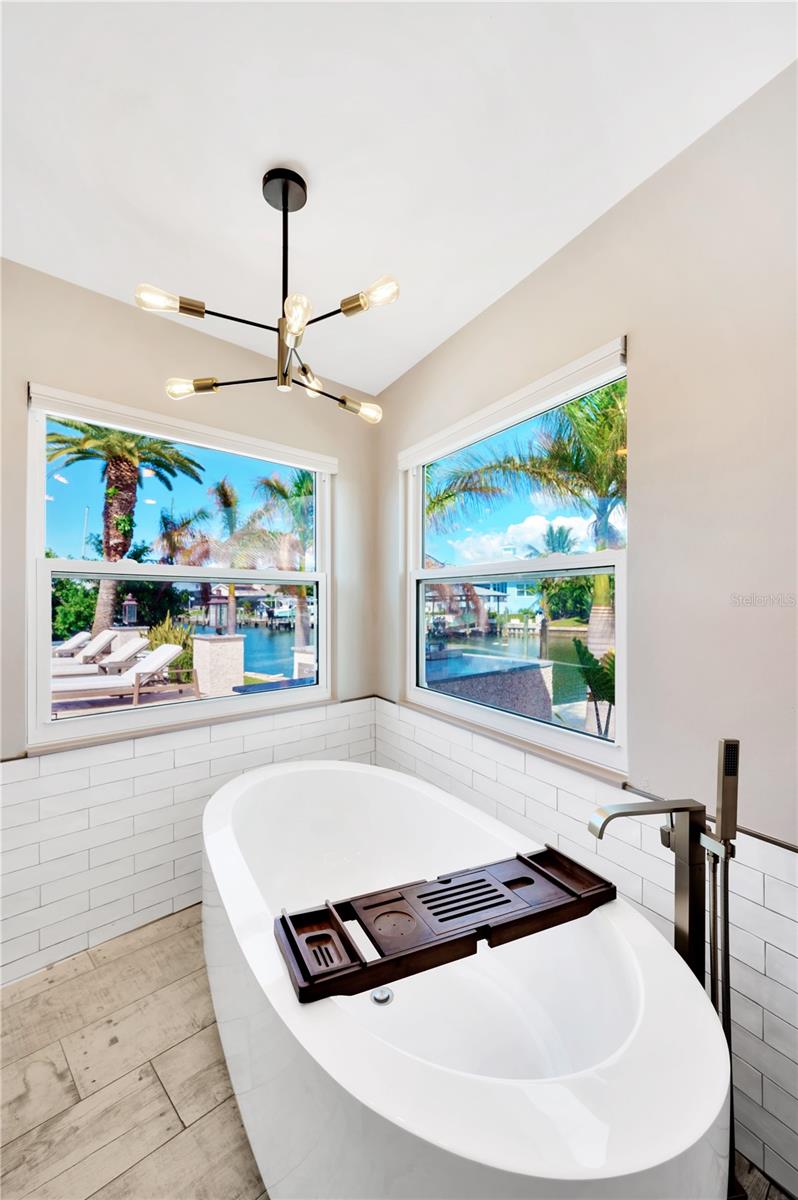 ISLAND ESTATES OF CLEARWATER UNIT 7B - Residential Lease