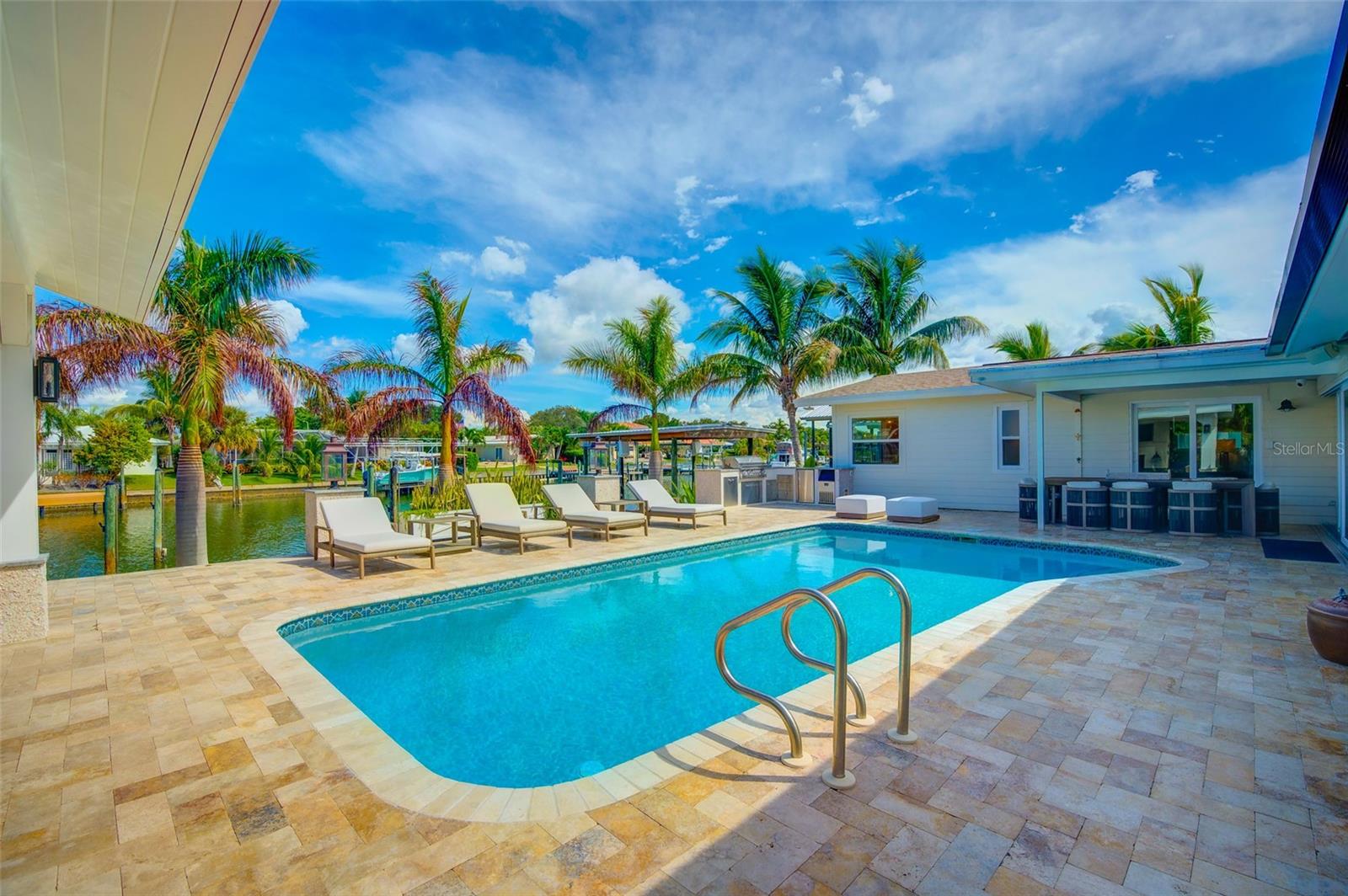 ISLAND ESTATES OF CLEARWATER UNIT 7B - Residential Lease