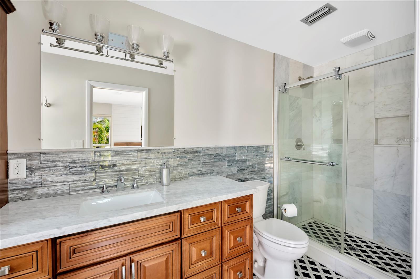 ISLAND ESTATES OF CLEARWATER UNIT 7B - Residential Lease