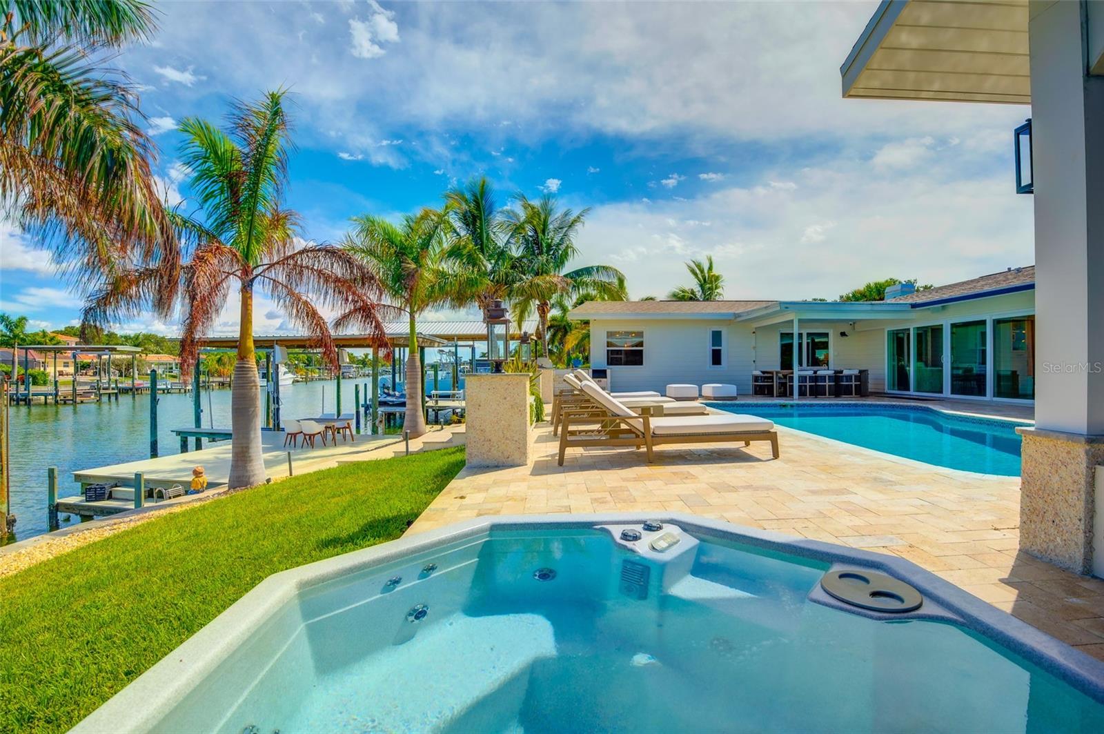 ISLAND ESTATES OF CLEARWATER UNIT 7B - Residential Lease