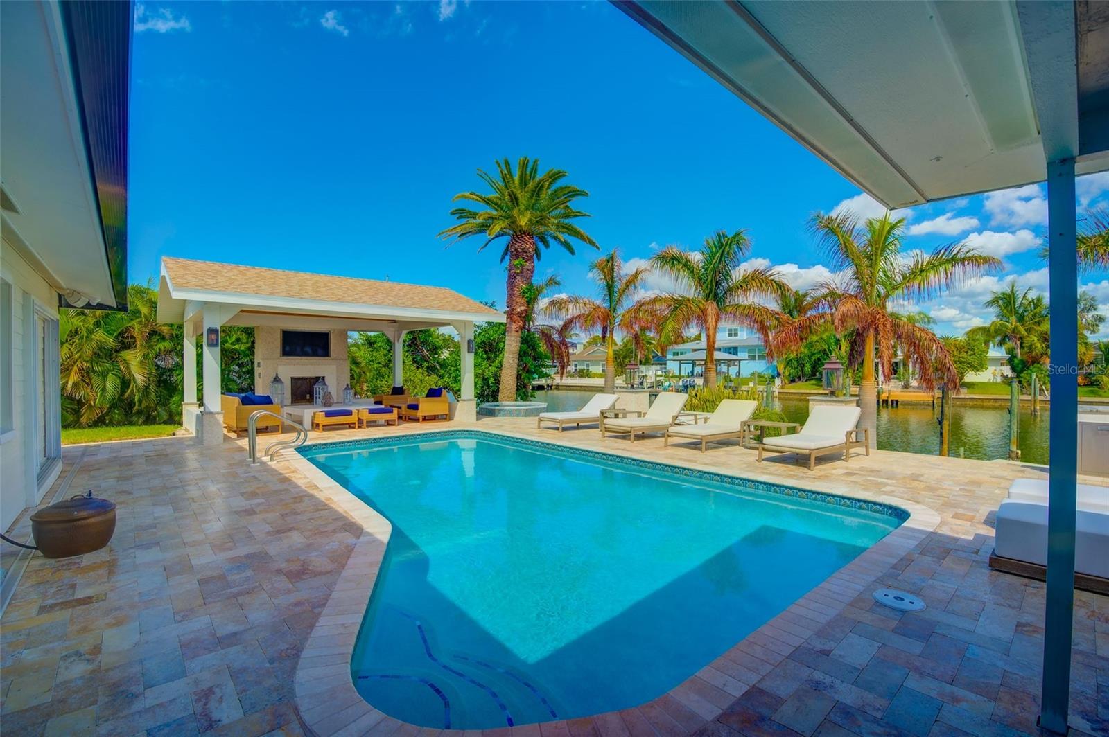 ISLAND ESTATES OF CLEARWATER UNIT 7B - Residential Lease