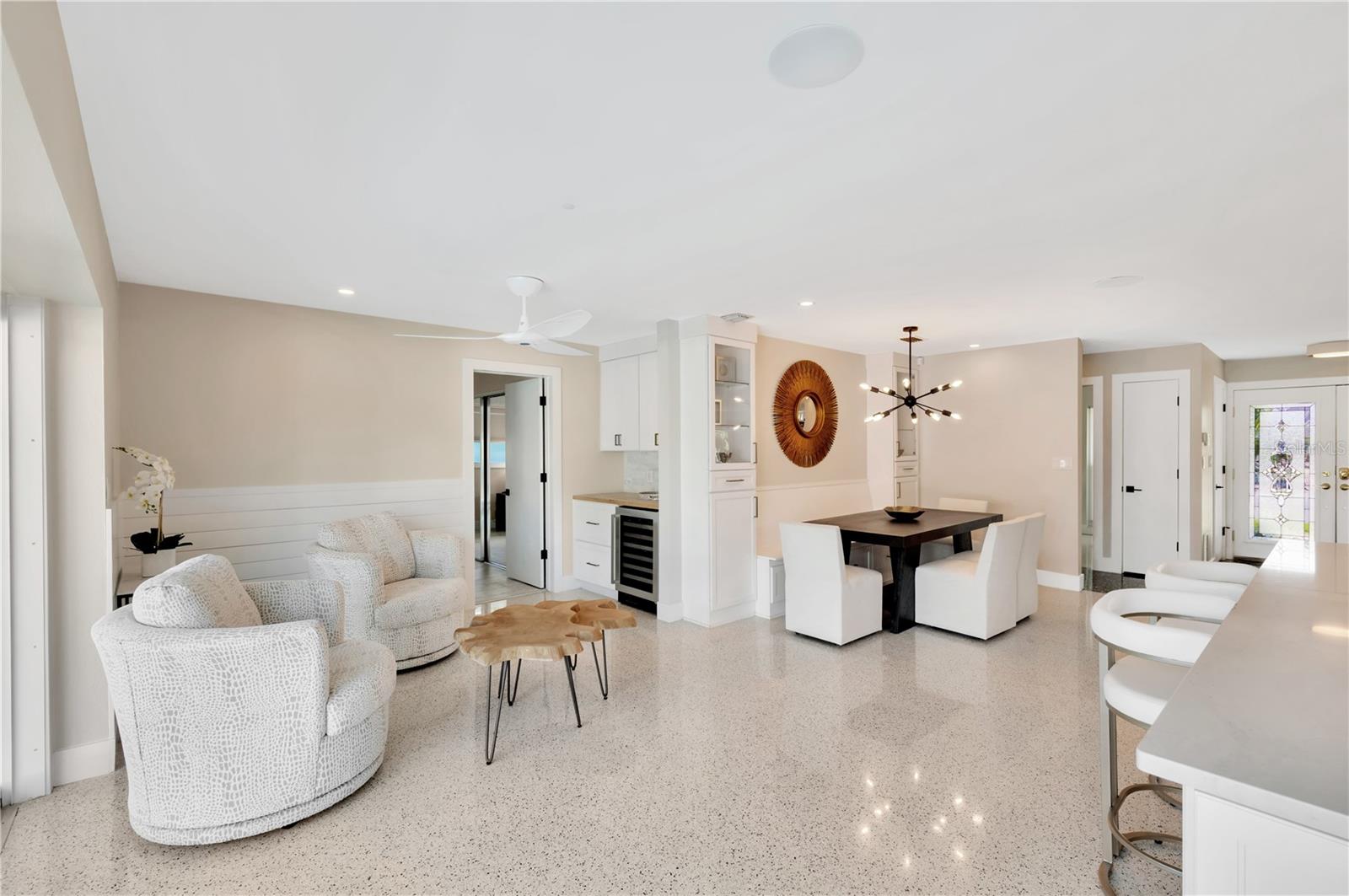 ISLAND ESTATES OF CLEARWATER UNIT 7B - Residential Lease