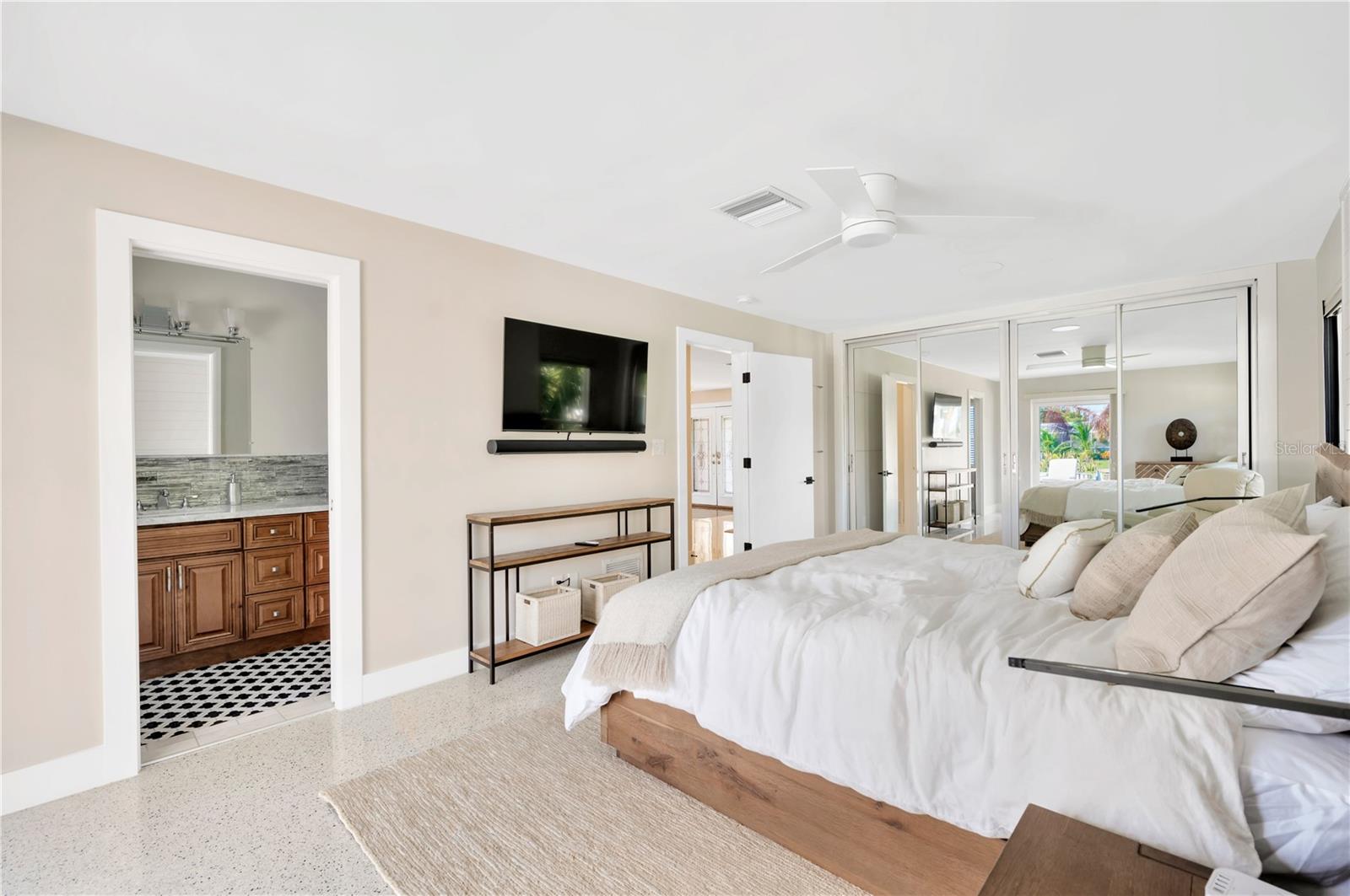 ISLAND ESTATES OF CLEARWATER UNIT 7B - Residential Lease