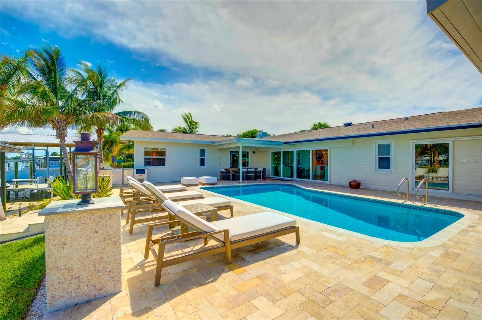 ISLAND ESTATES OF CLEARWATER UNIT 7B - Residential Lease