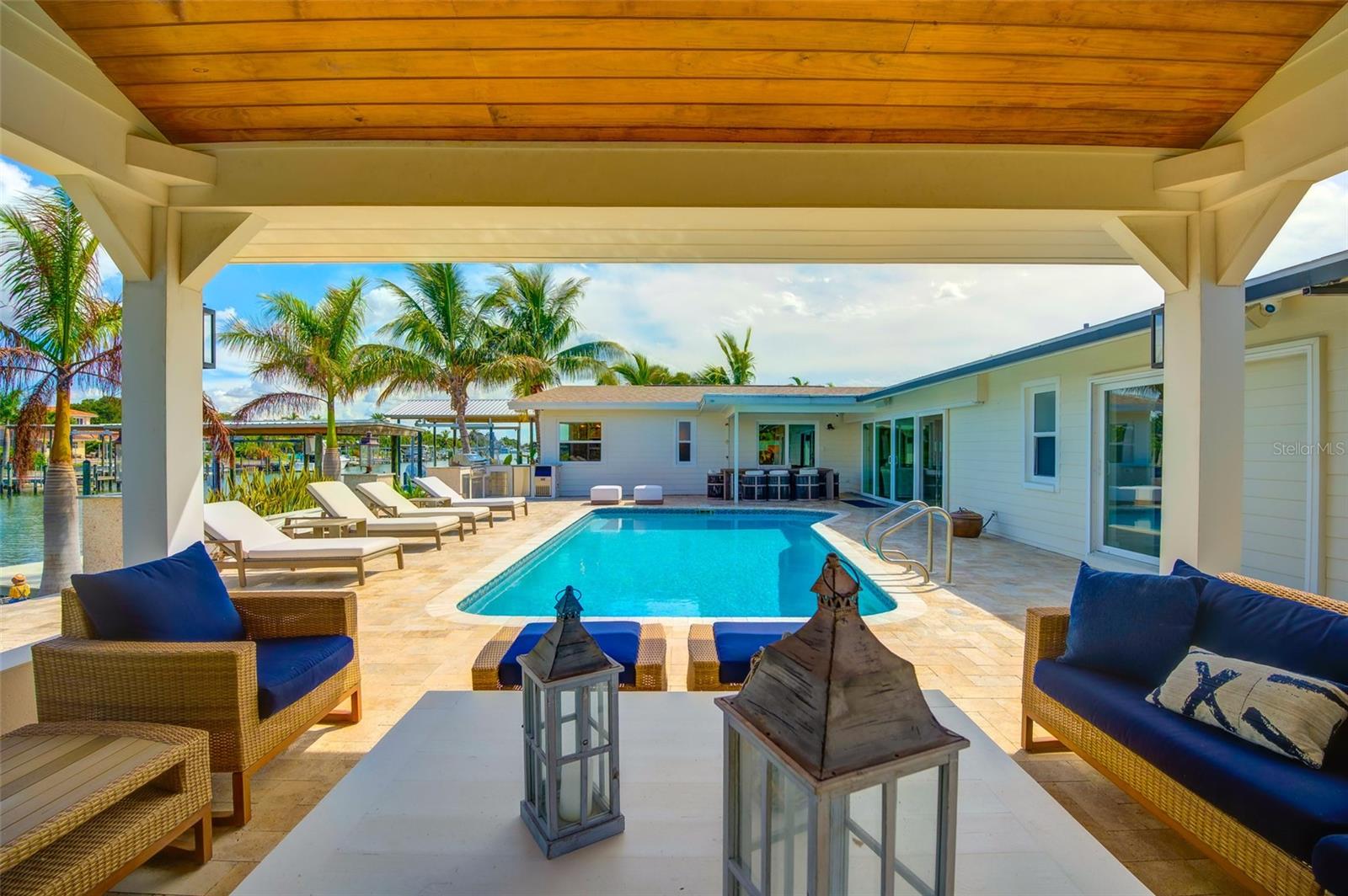 ISLAND ESTATES OF CLEARWATER UNIT 7B - Residential Lease