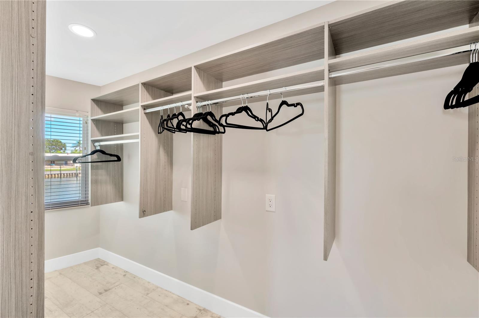 ISLAND ESTATES OF CLEARWATER UNIT 7B - Residential Lease