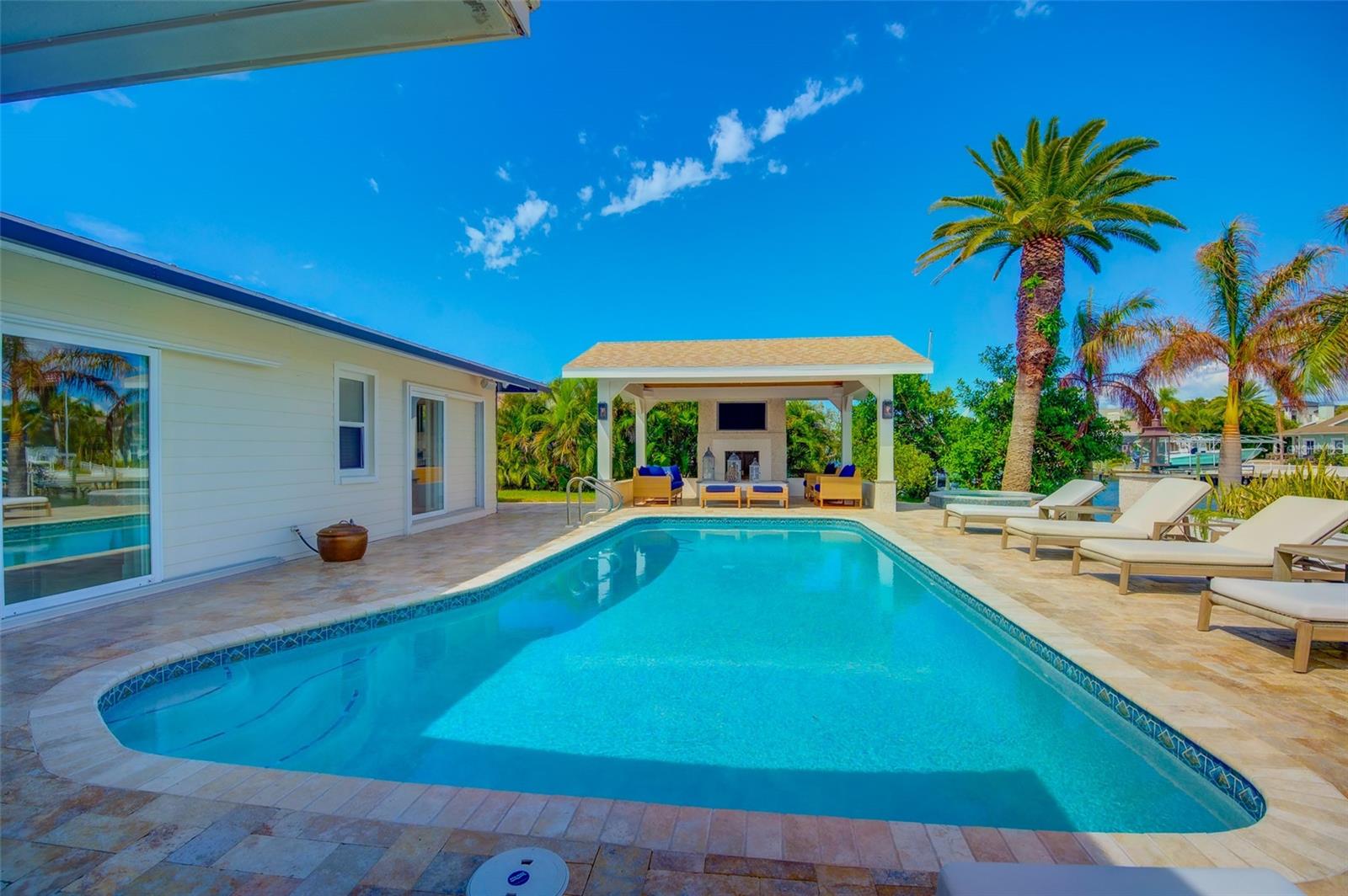 ISLAND ESTATES OF CLEARWATER UNIT 7B - Residential Lease