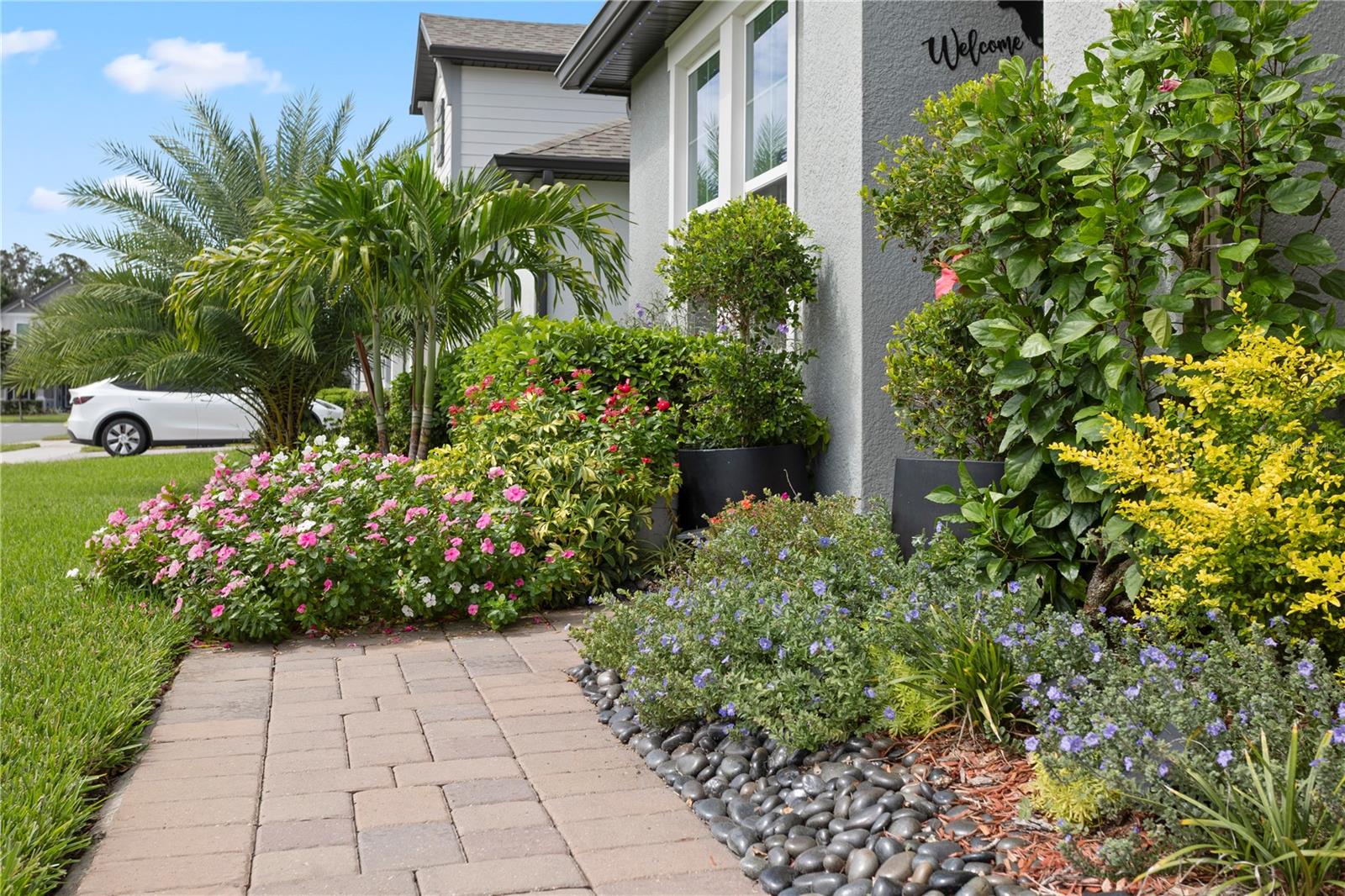 2052 WOOD THRUSH LANE