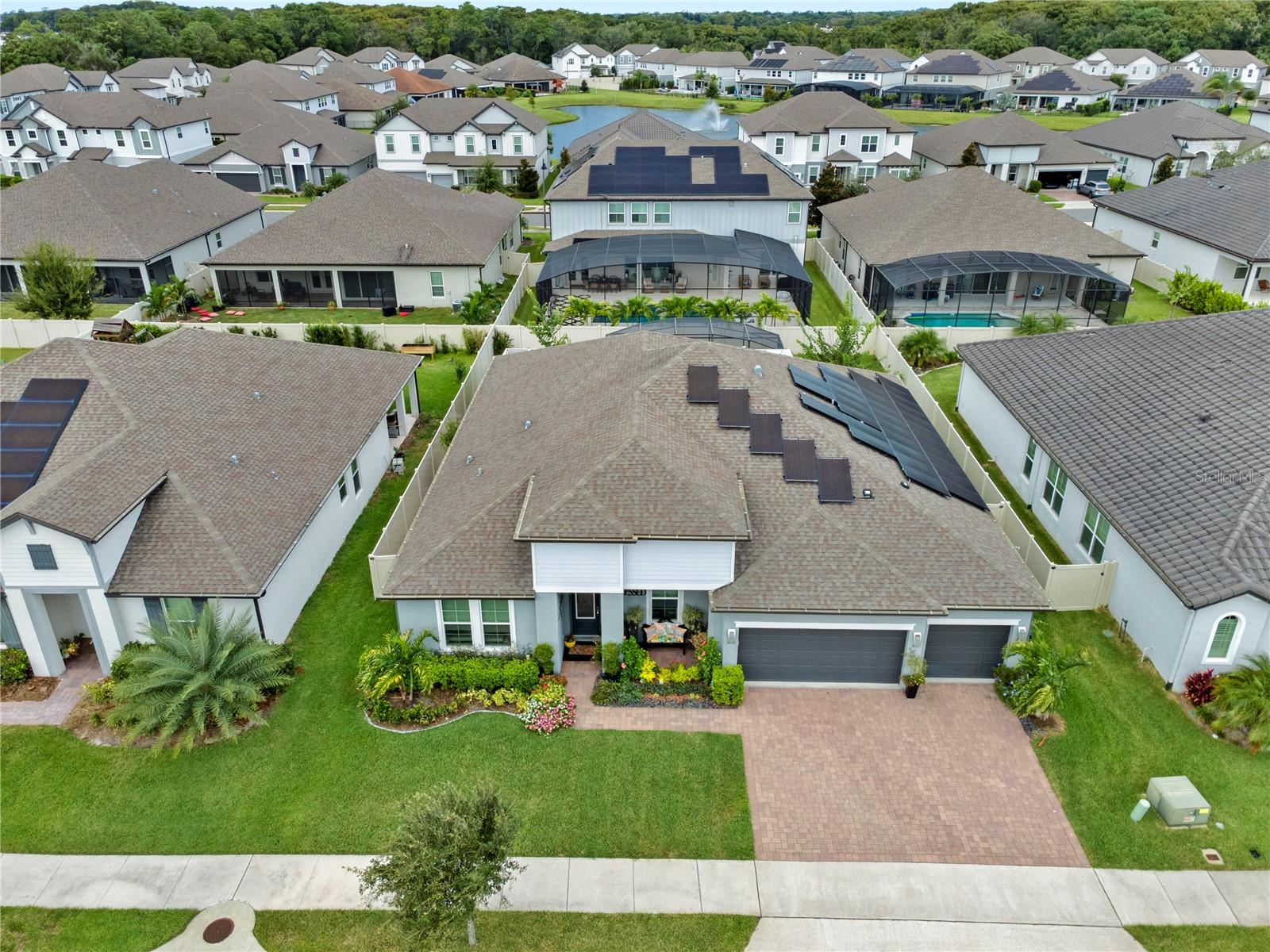 2052 WOOD THRUSH LANE