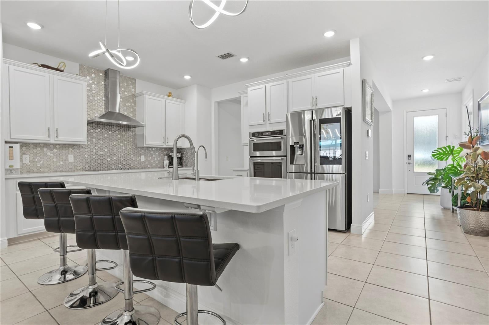 2052 WOOD THRUSH LANE