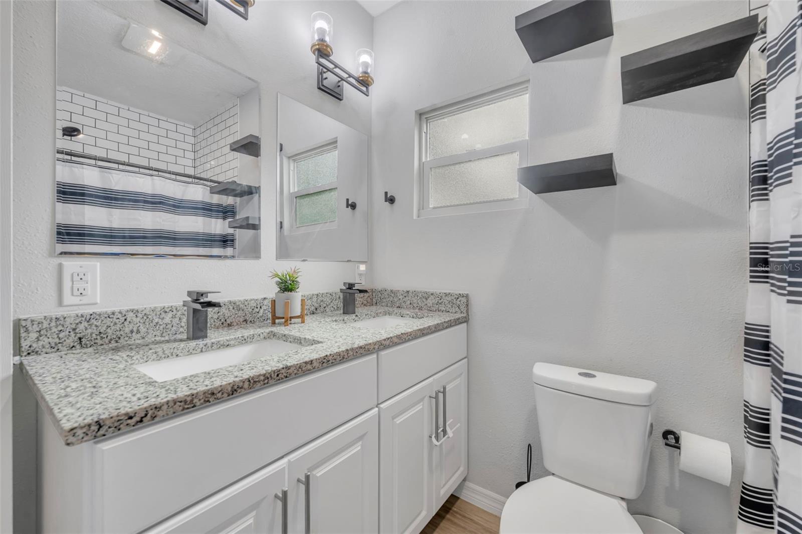 ROOSEVELT PARK - Residential