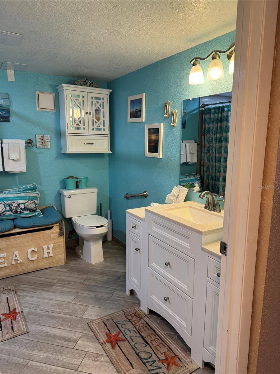 HAWAIIAN INN LLC - Residential