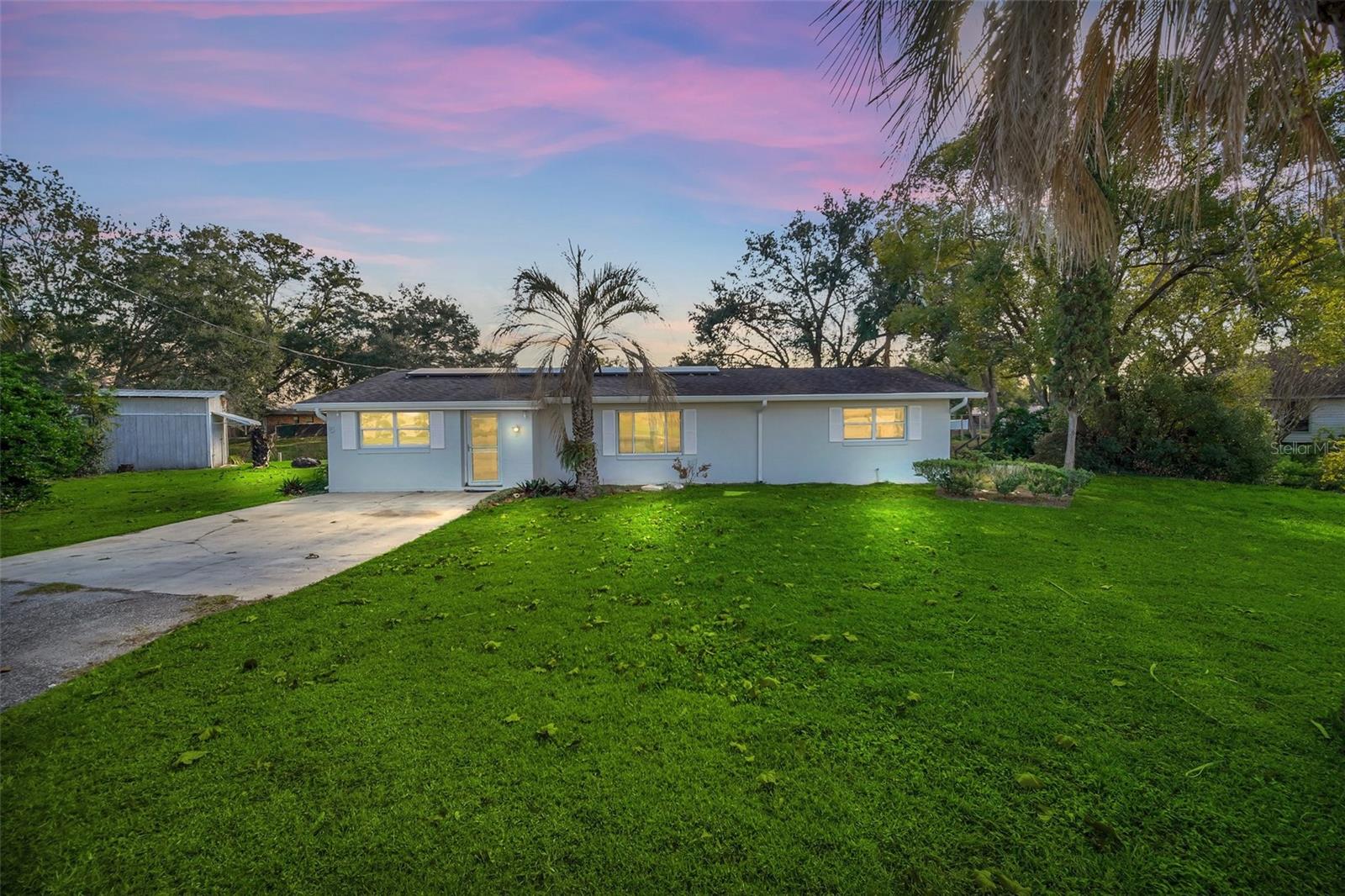 Pool House with boat dock and canal access to Lake Weir. Boating, kayaking, jet skiing, fishing life on the peaceful quiet neighborhood of Bird Island. 3 bedrooms, 2 bathrooms and a huge storage shed outside for all your toys, this is the perfect place to relax and get away from it all, but still be less than 10 minutes to everything you need in Summerfield and The Villages.
6 month lease minimum- Rent to own option available-fall in love and make this home your own. Schedule your showing today.