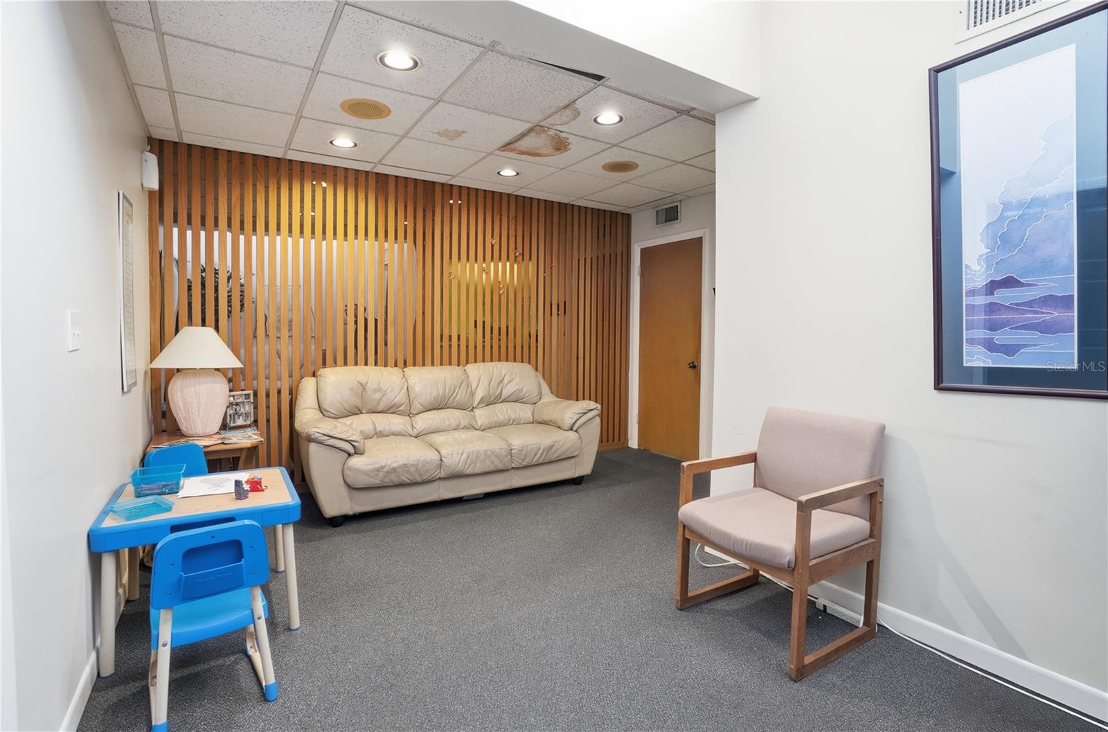 HARBOR OAKS - Commercial Sale