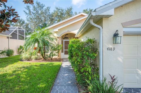 A home in LAKE WALES