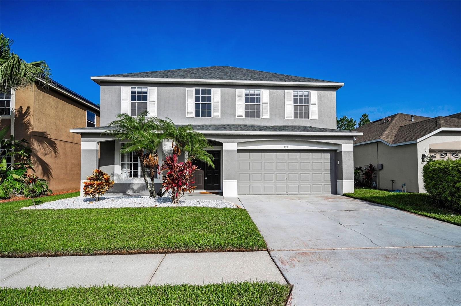 1712 CROSSVINE COURT