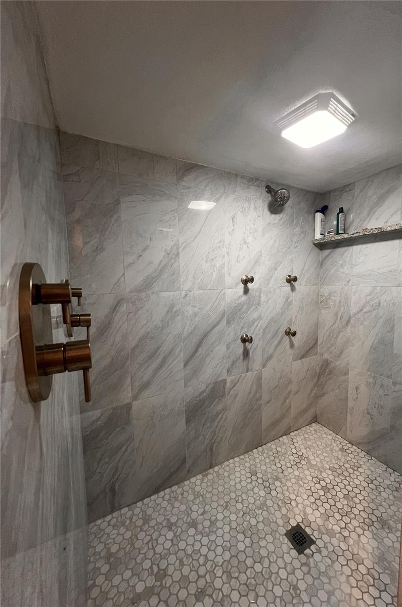 SOUTH WAY ESTATES - Residential