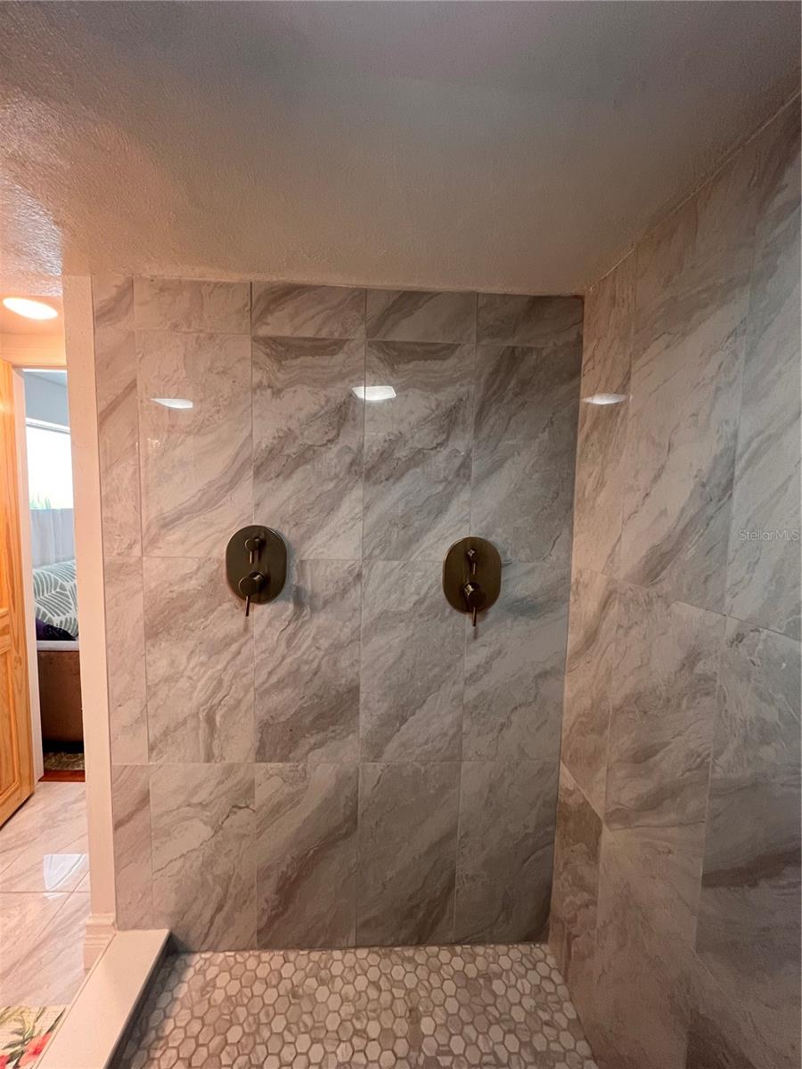 SOUTH WAY ESTATES - Residential