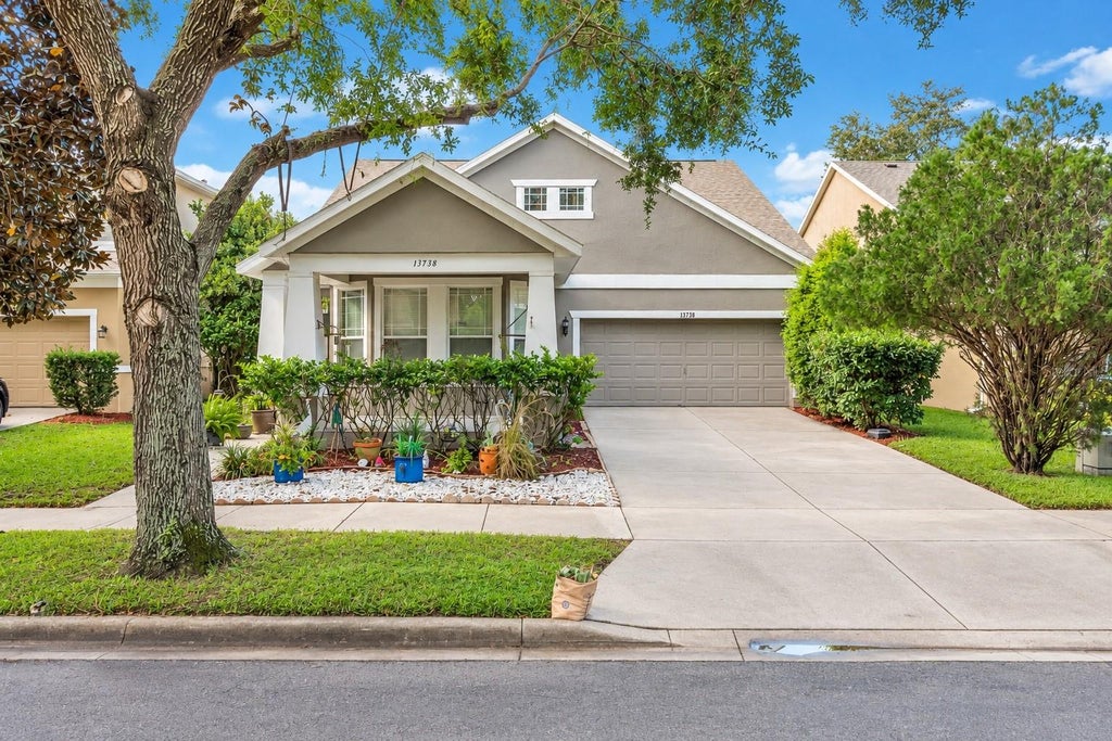 Photo of 13738 Eden Isle Boulevard, Windermere, FL 34786 (MLS # S5158063)