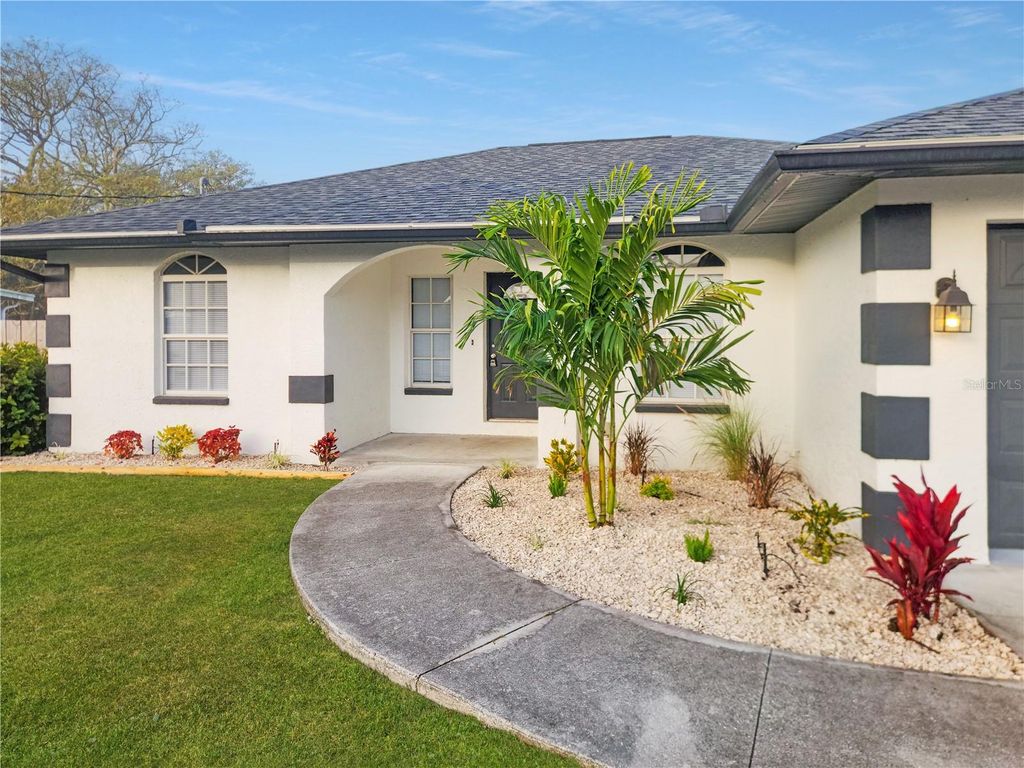 Photo of 5416 25th Street W, Bradenton, FL 34207 (MLS # A4677429)