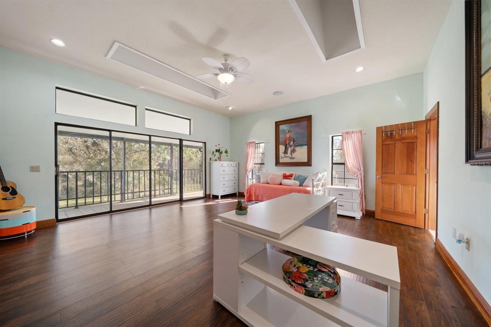 UNPLATTED - Residential