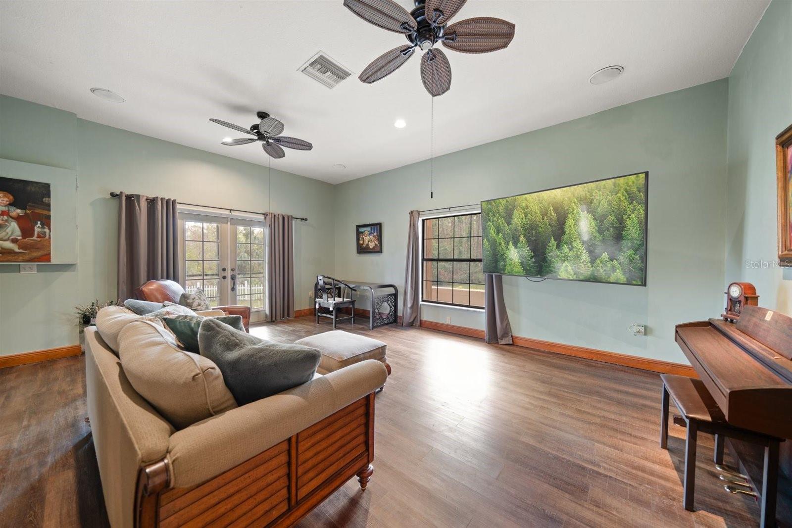 UNPLATTED - Residential