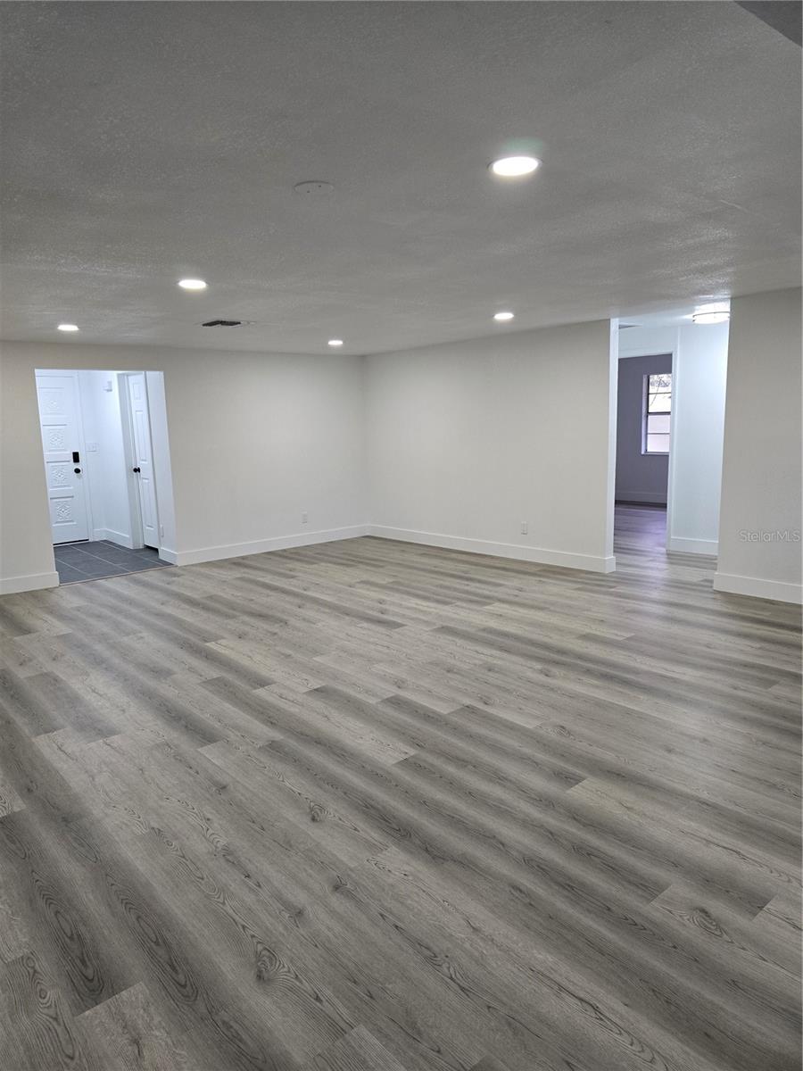 HUDSON BEACH ESTATES - Residential