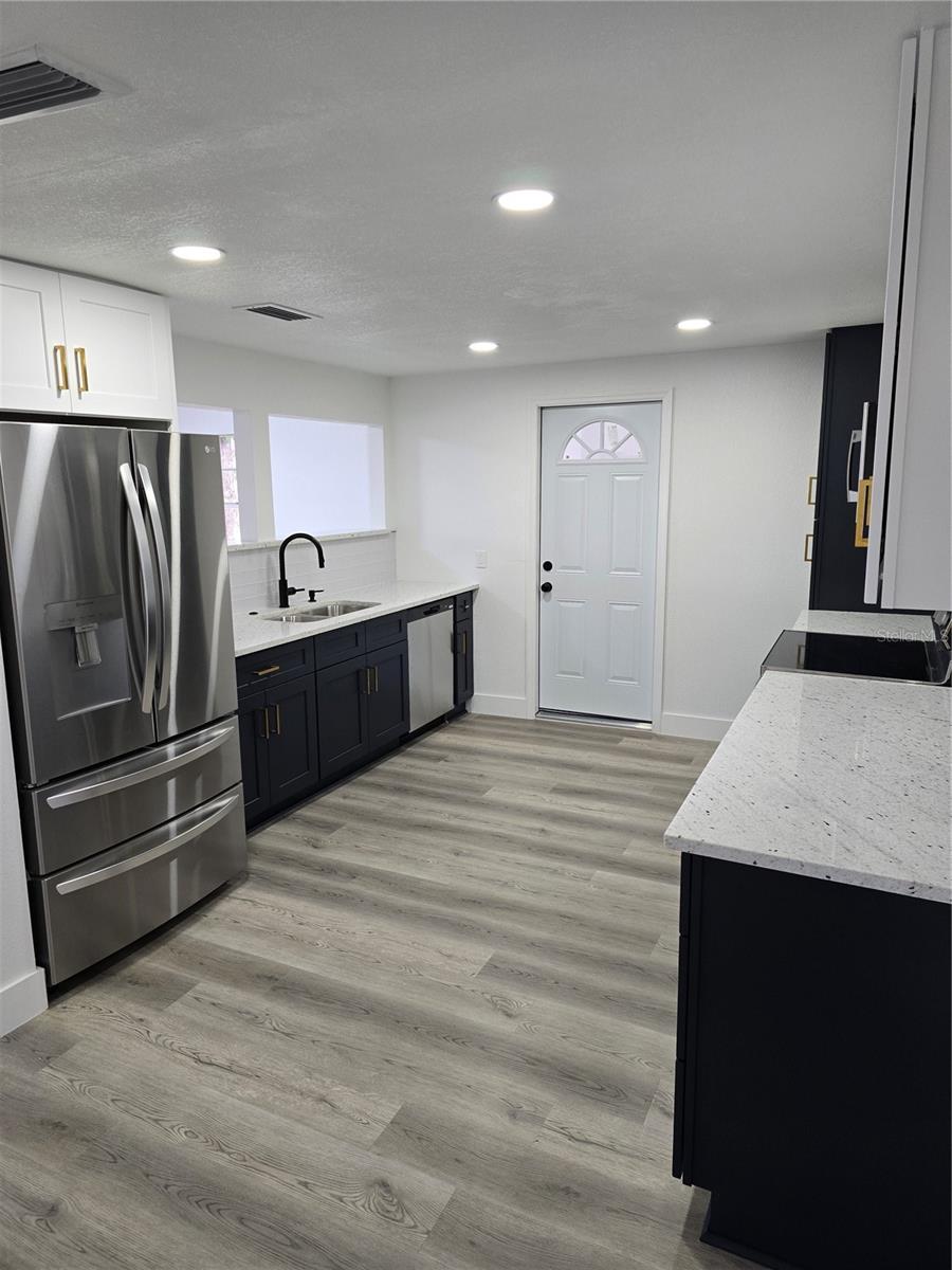 HUDSON BEACH ESTATES - Residential