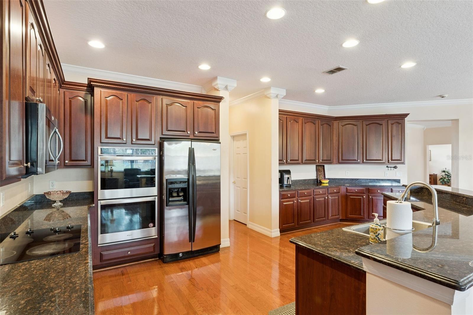 EMERALD RIDGE - Residential