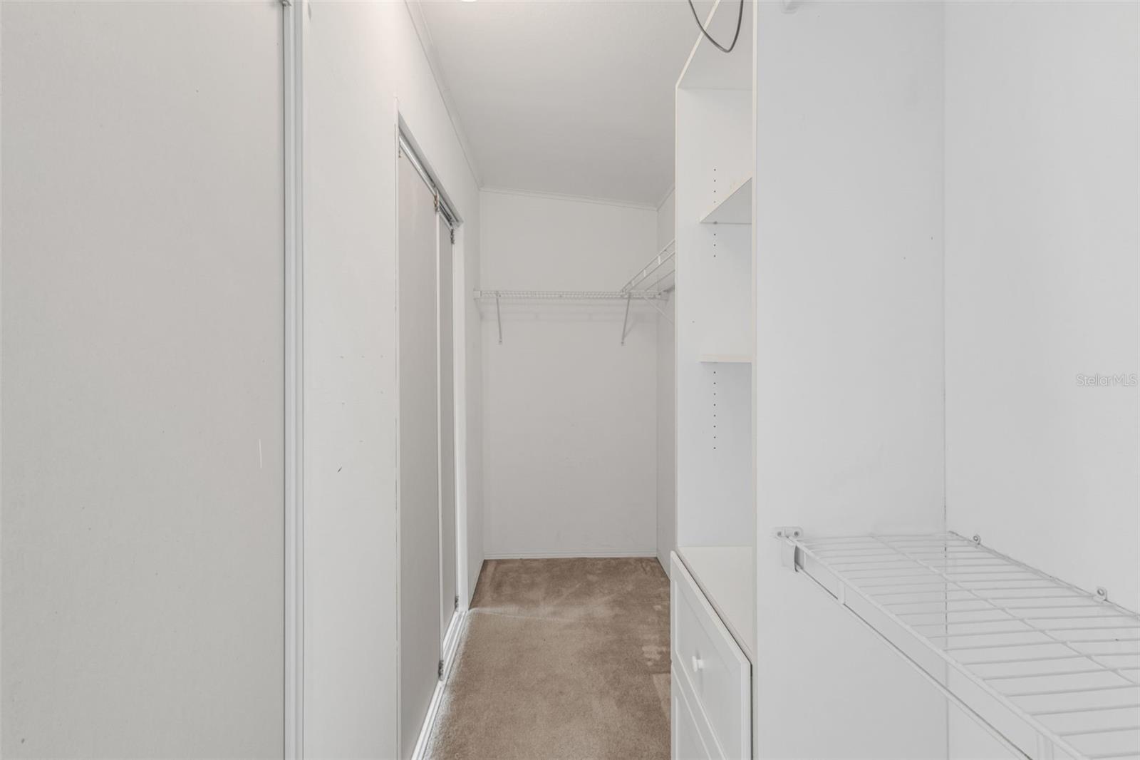 LAKEWOOD - Residential
