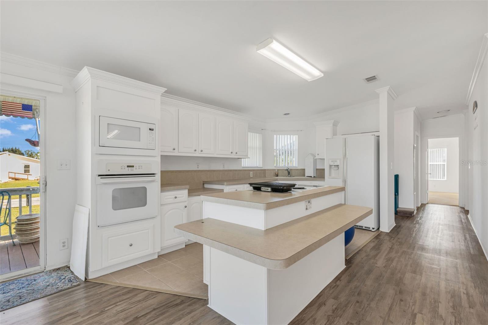 LAKEWOOD - Residential