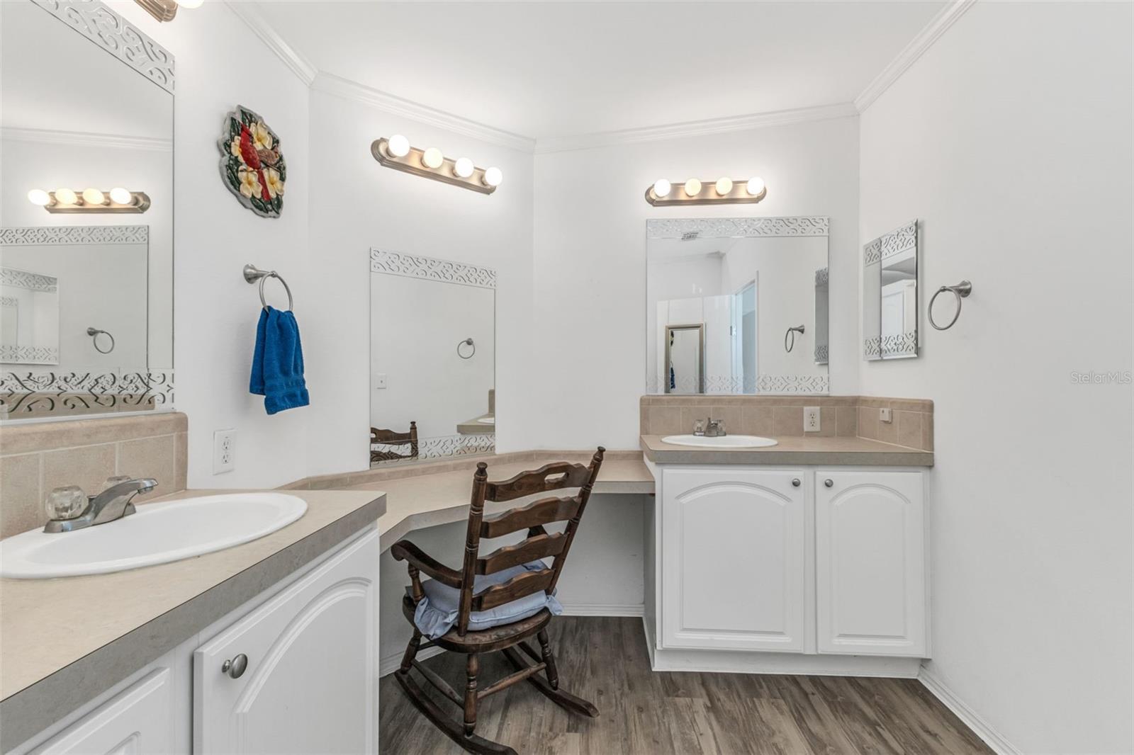 LAKEWOOD - Residential