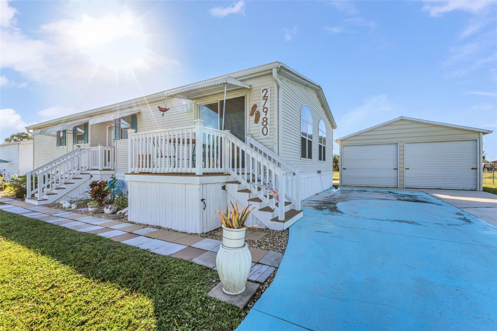 LAKEWOOD - Residential