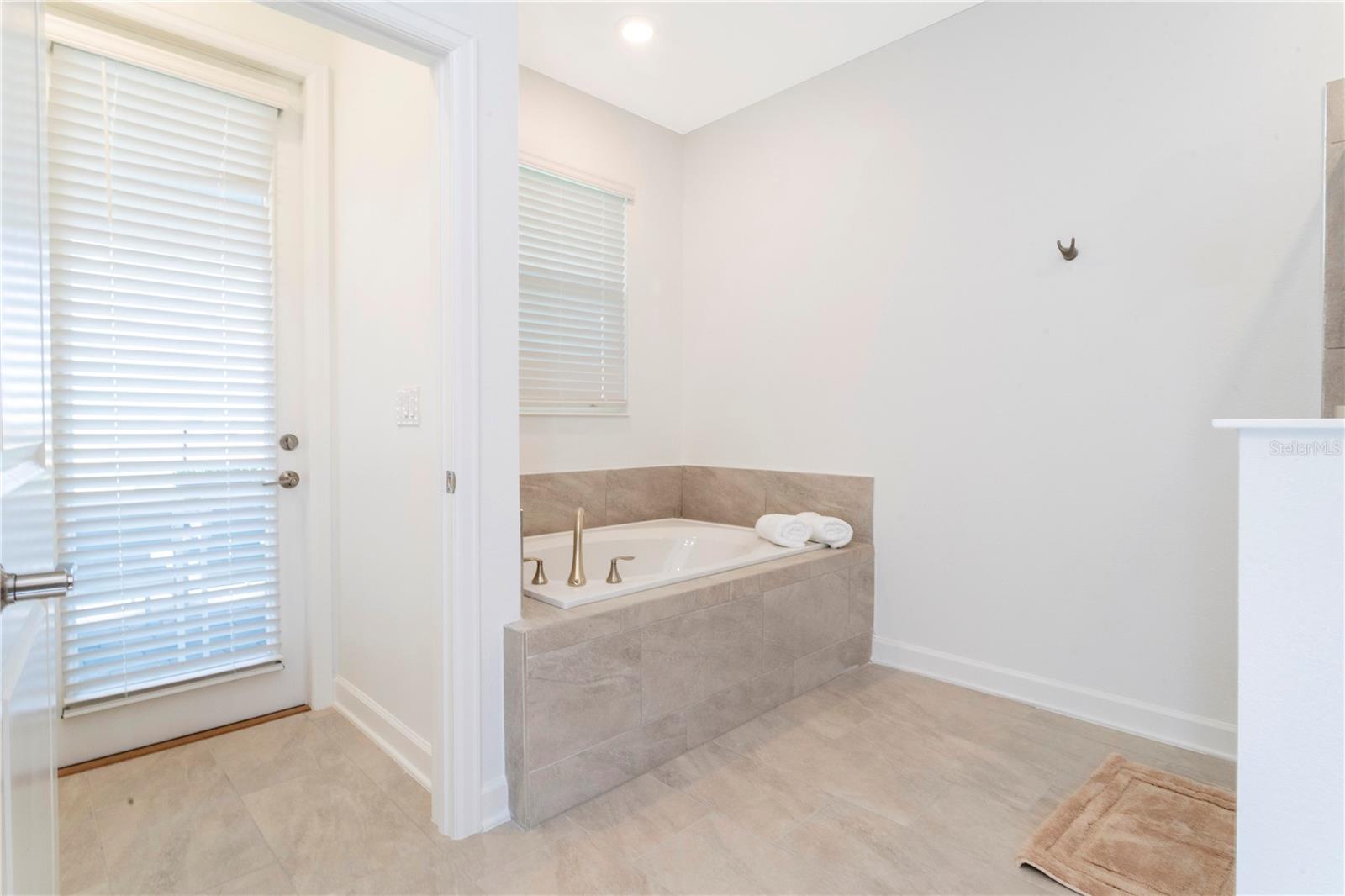 STONEYBROOK SOUTH NORTH PRCL PH 6 - Residential Lease
