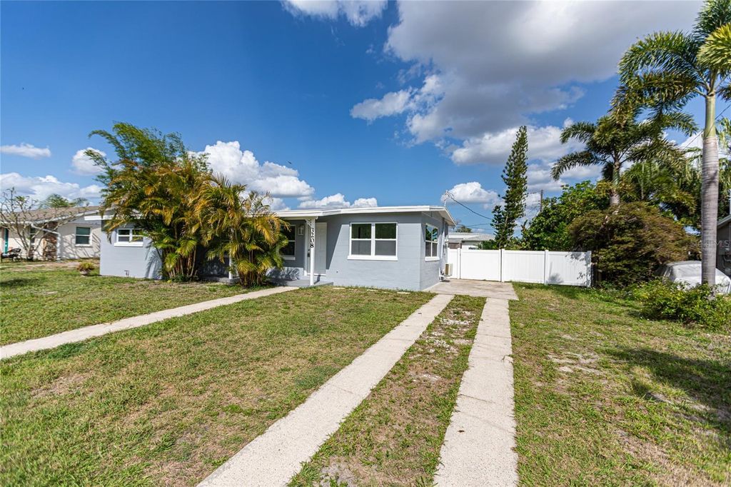 Photo of 3208 Pinetree Street, Port Charlotte, FL 33952 (MLS # V4948474)