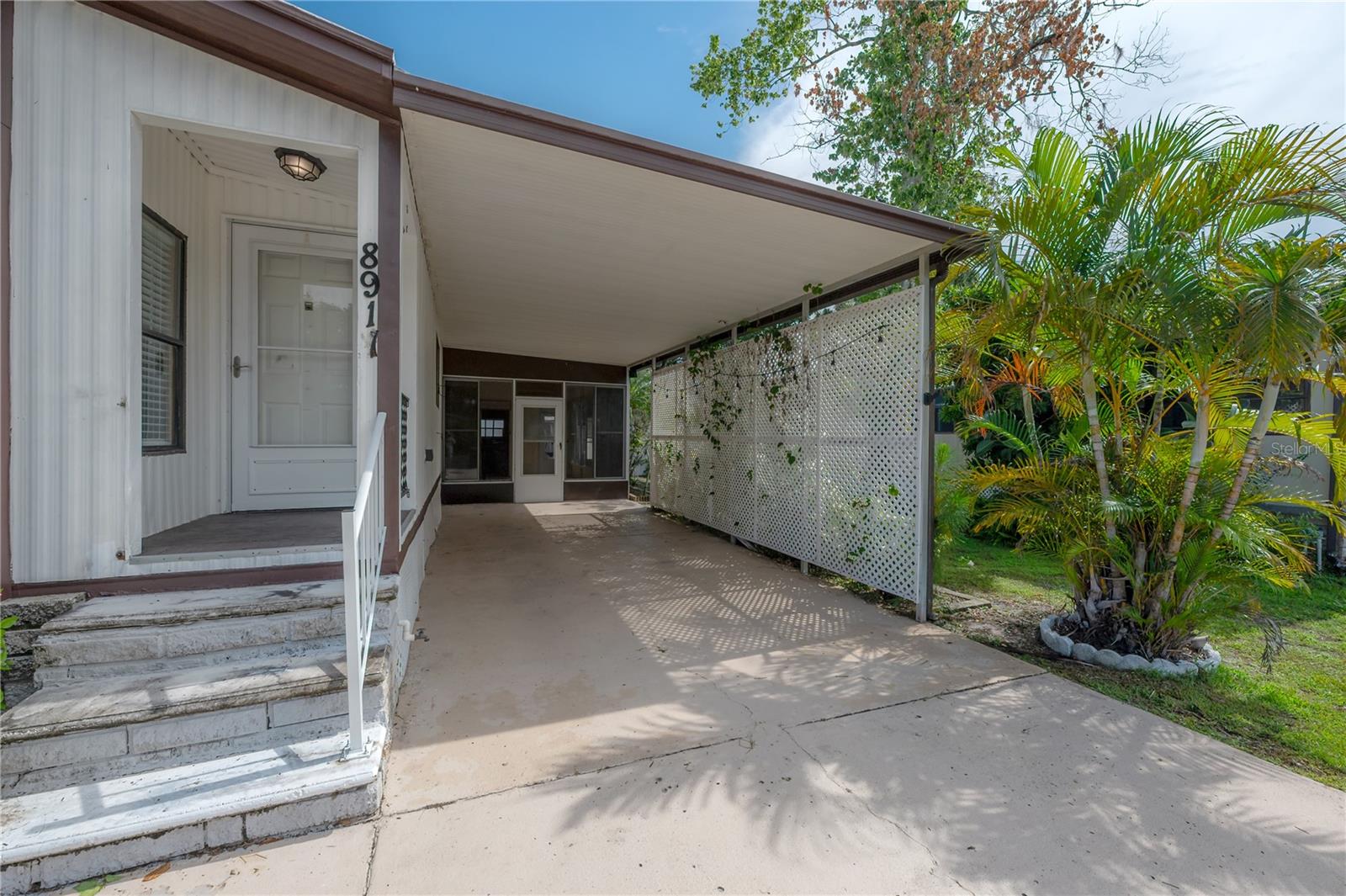 8917 FOX TRAIL