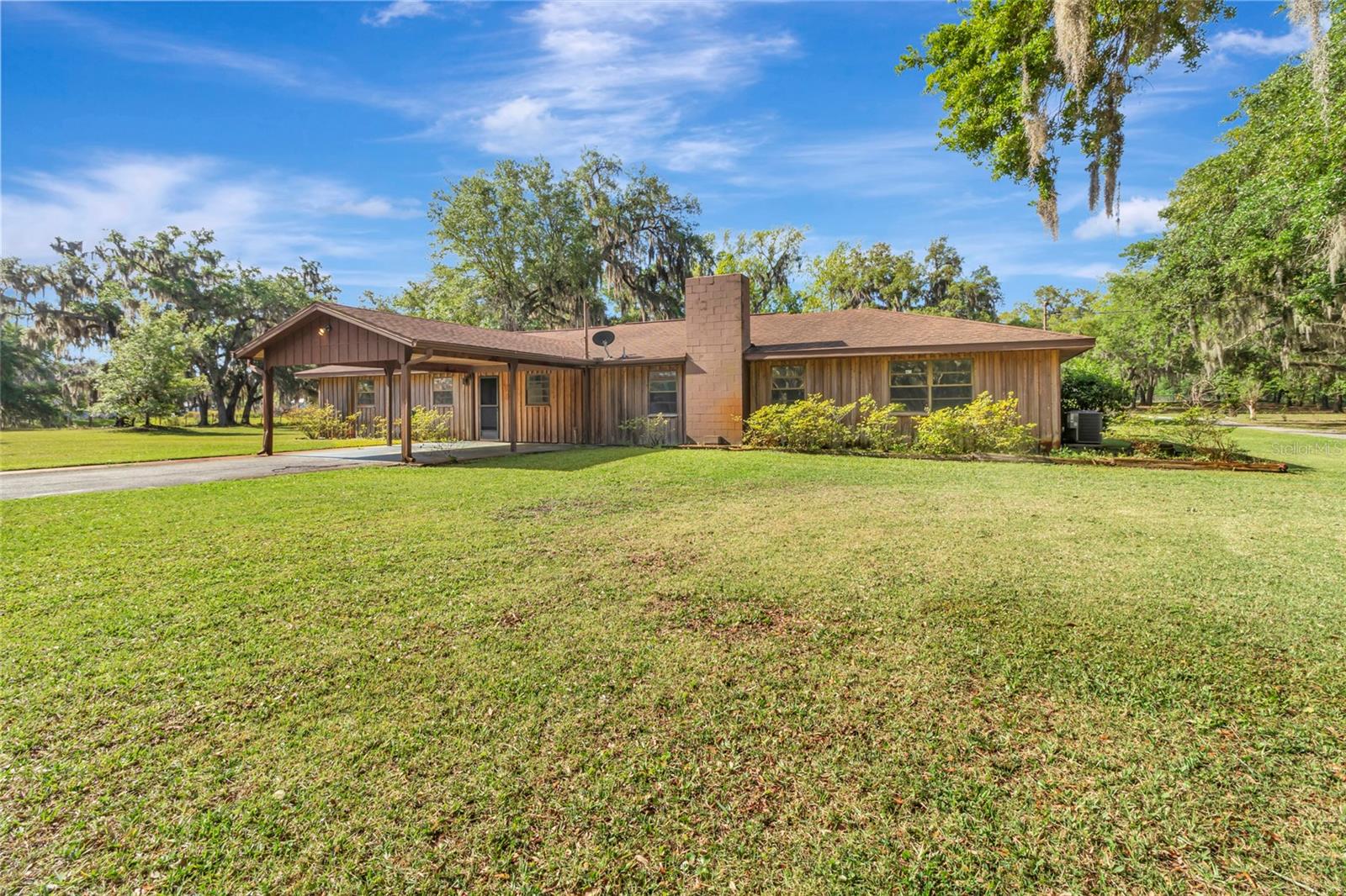 1520 LEGACY WOODS COURT