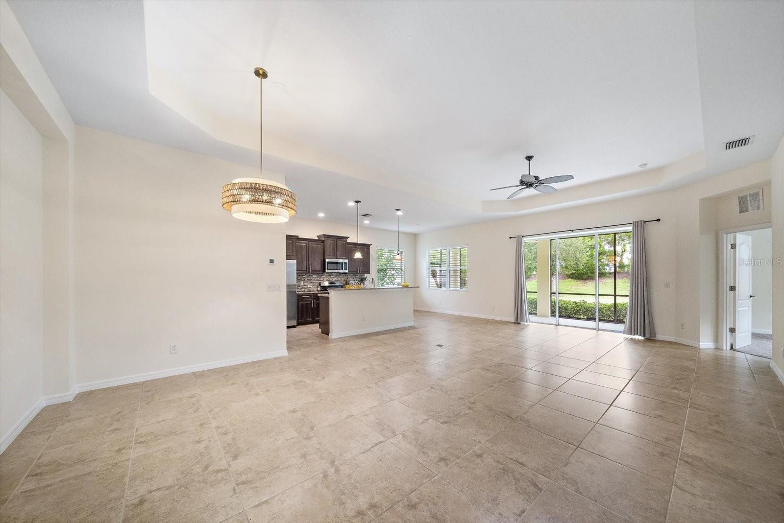 4672 CLAREMONT PARK
