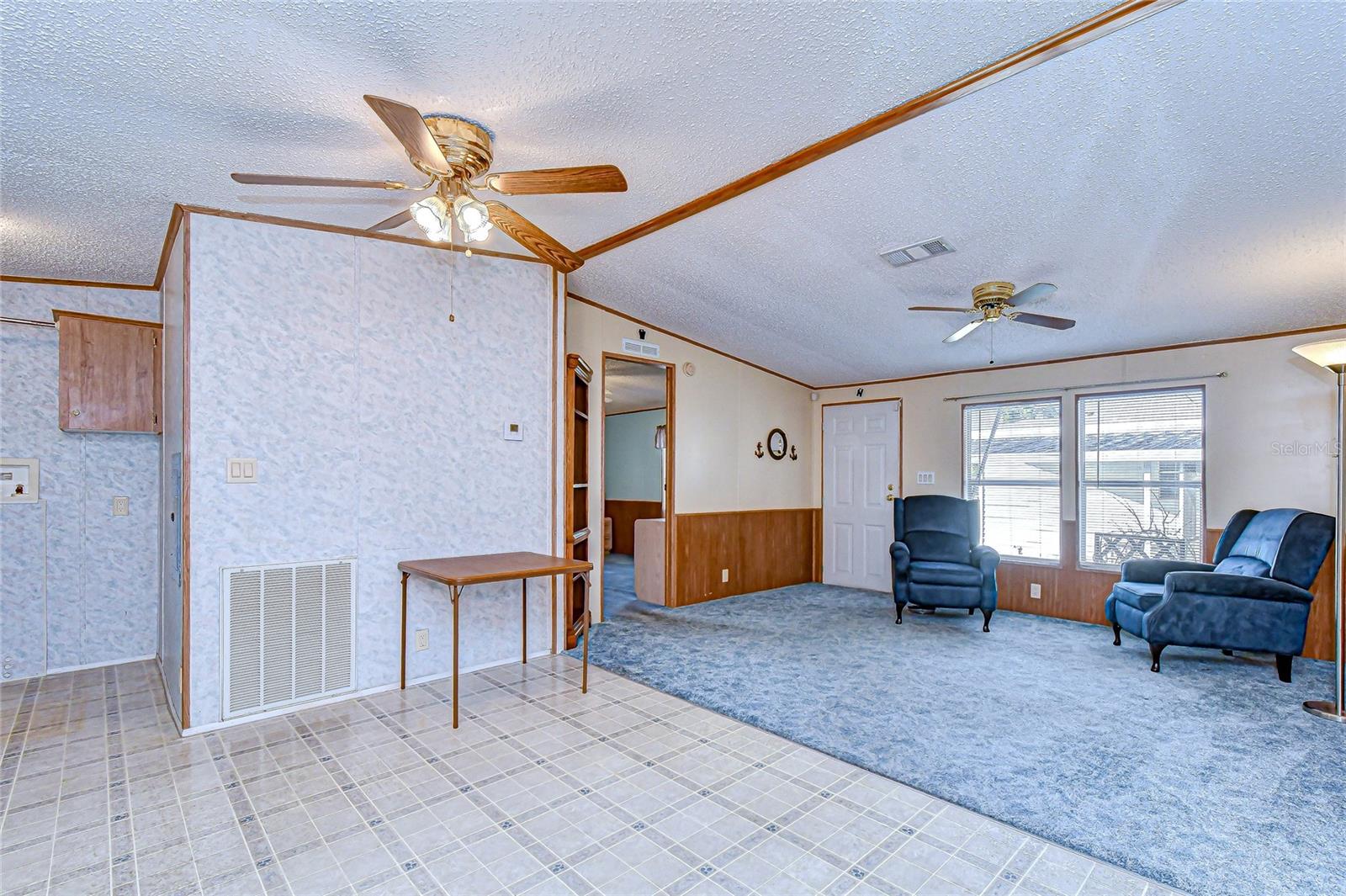 FLORIDA TRAILER ESTATES - Residential