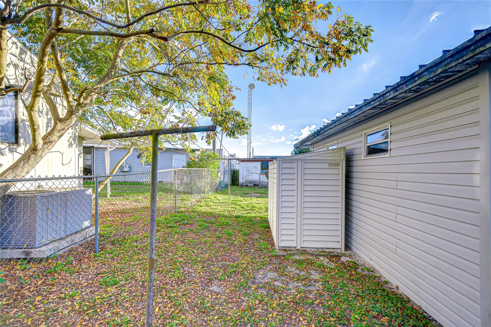 FLORIDA TRAILER ESTATES - Residential