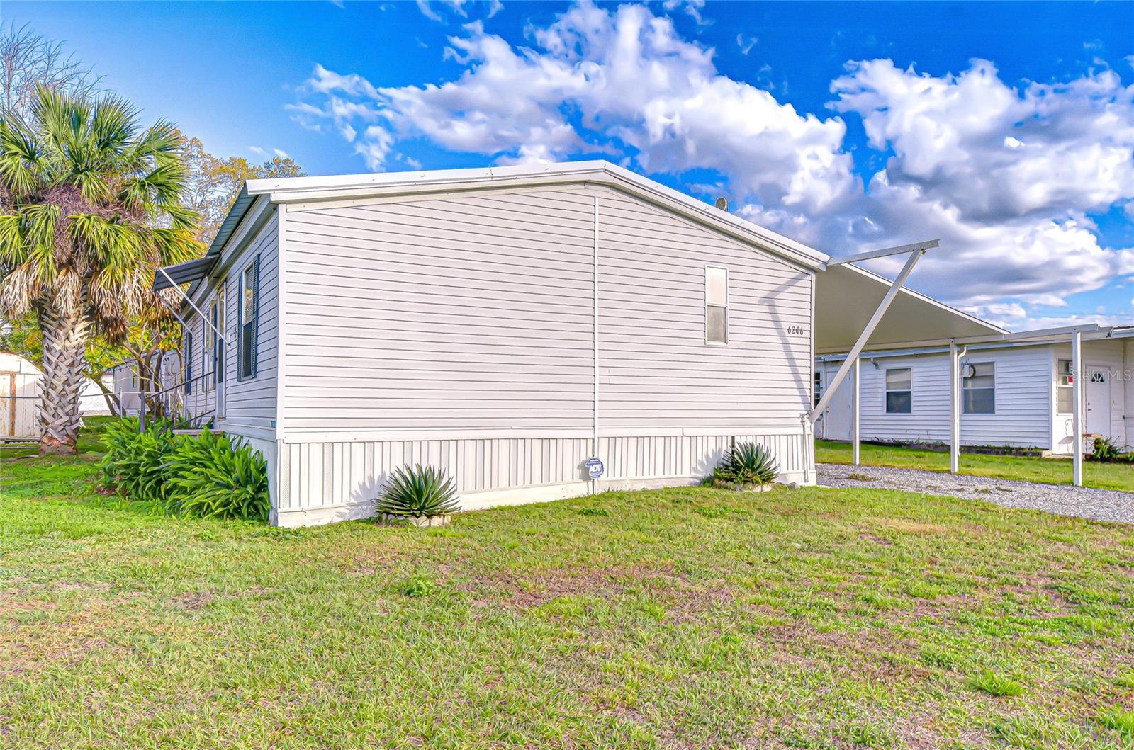 FLORIDA TRAILER ESTATES - Residential