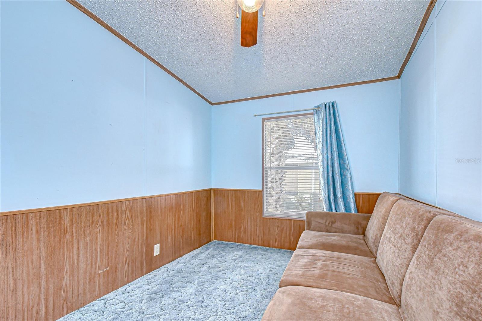 FLORIDA TRAILER ESTATES - Residential